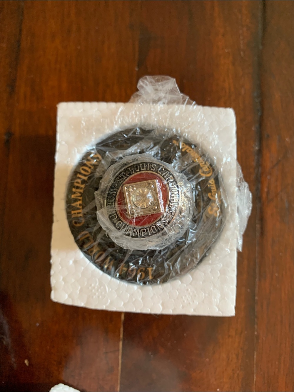 St. Louis Cardinals 1964 World Champions replica ring